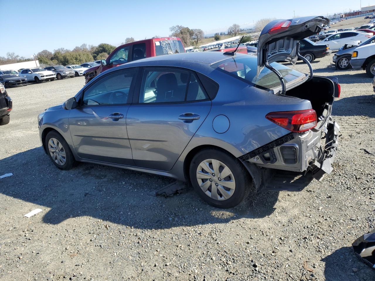 2020 Kia Rio - Image 2