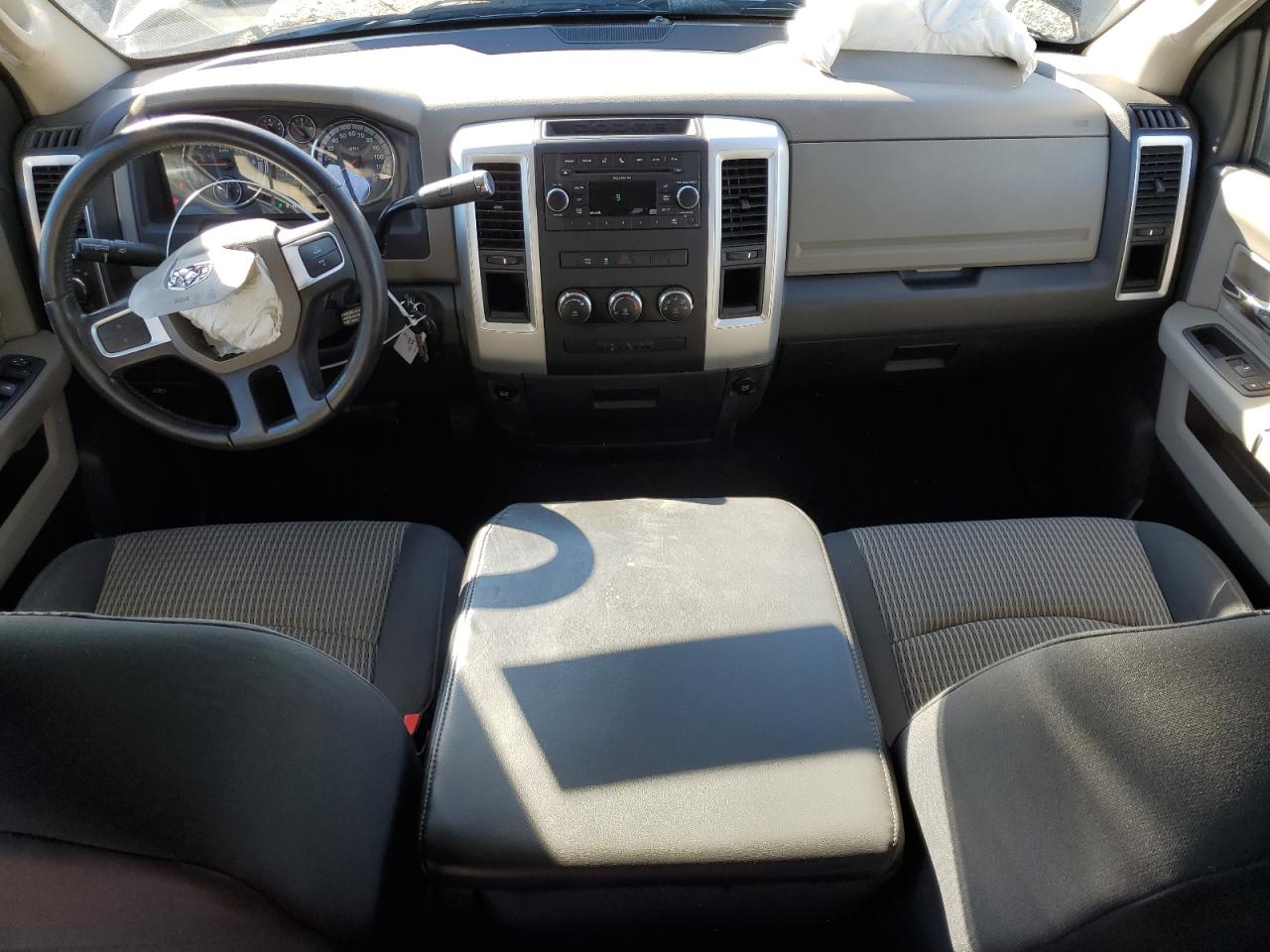 2010 Dodge RAM - Image 8