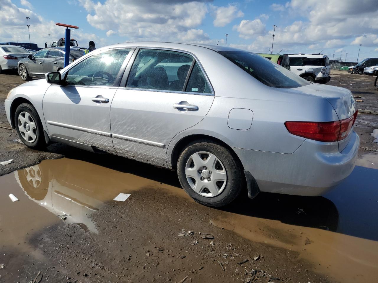 2005 Honda Accord - Image 2