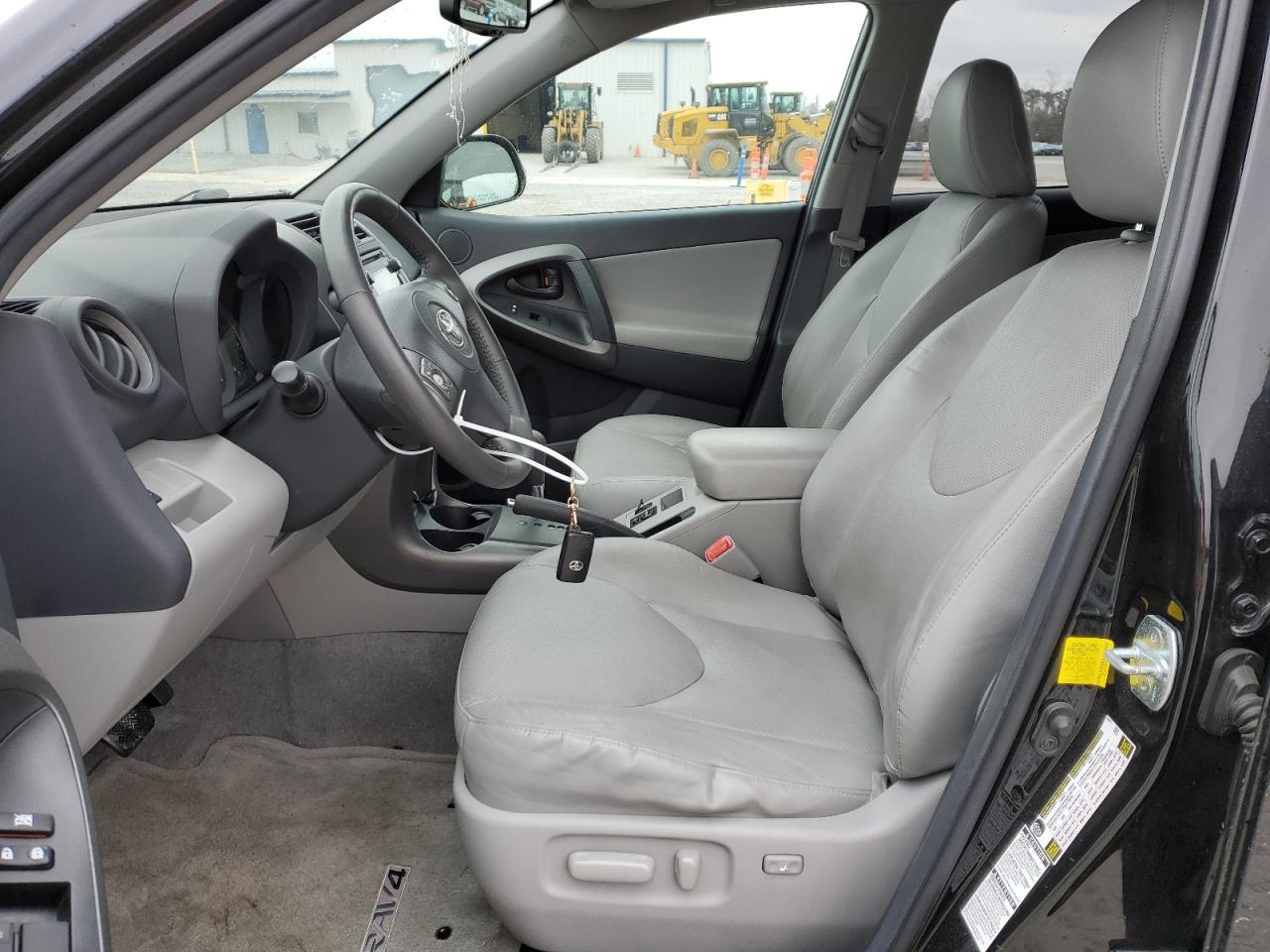 2012 Toyota RAV 4 - Image 7
