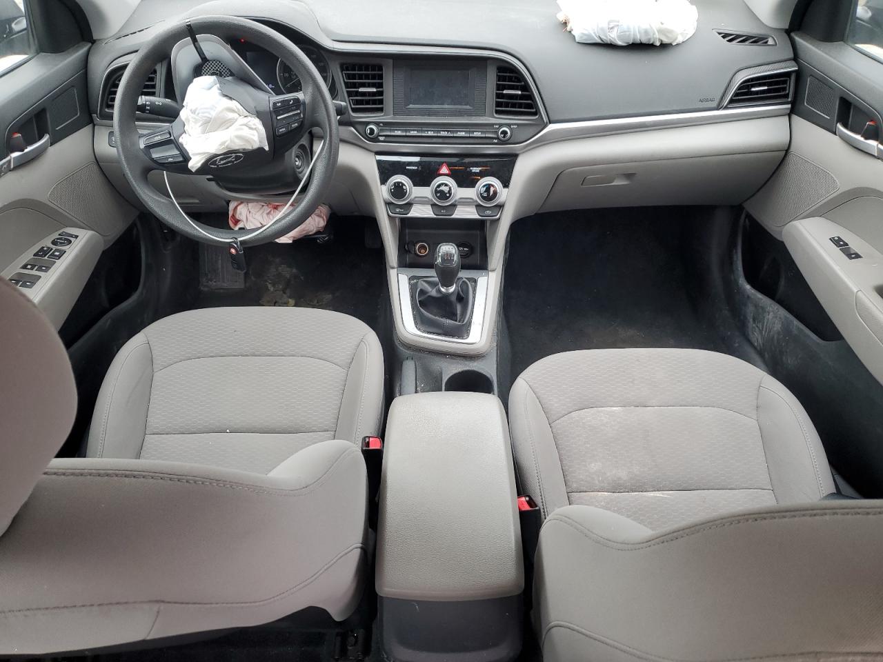 2019 Hyundai Elantra - Image 8