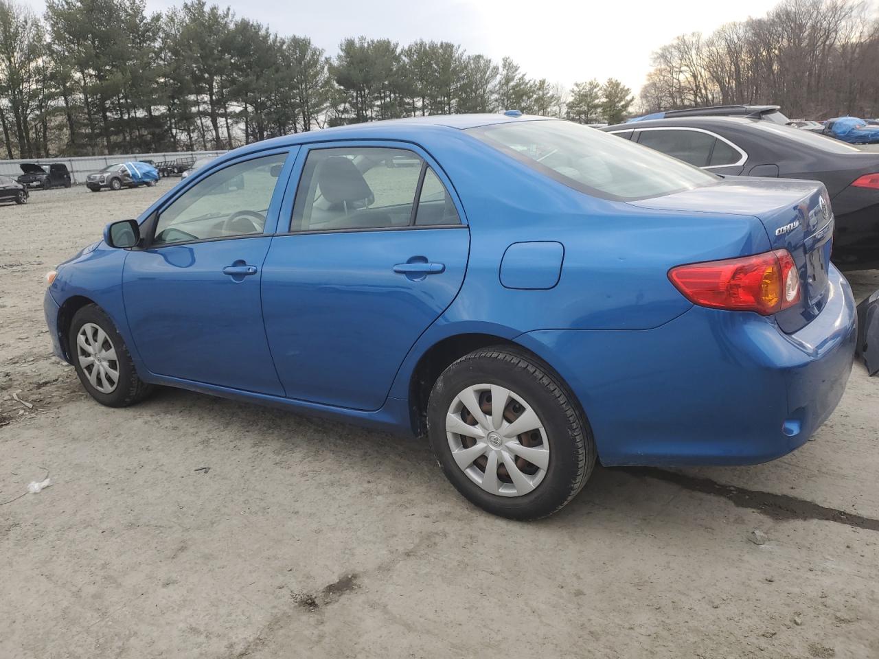 2010 Toyota Corolla - Image 2