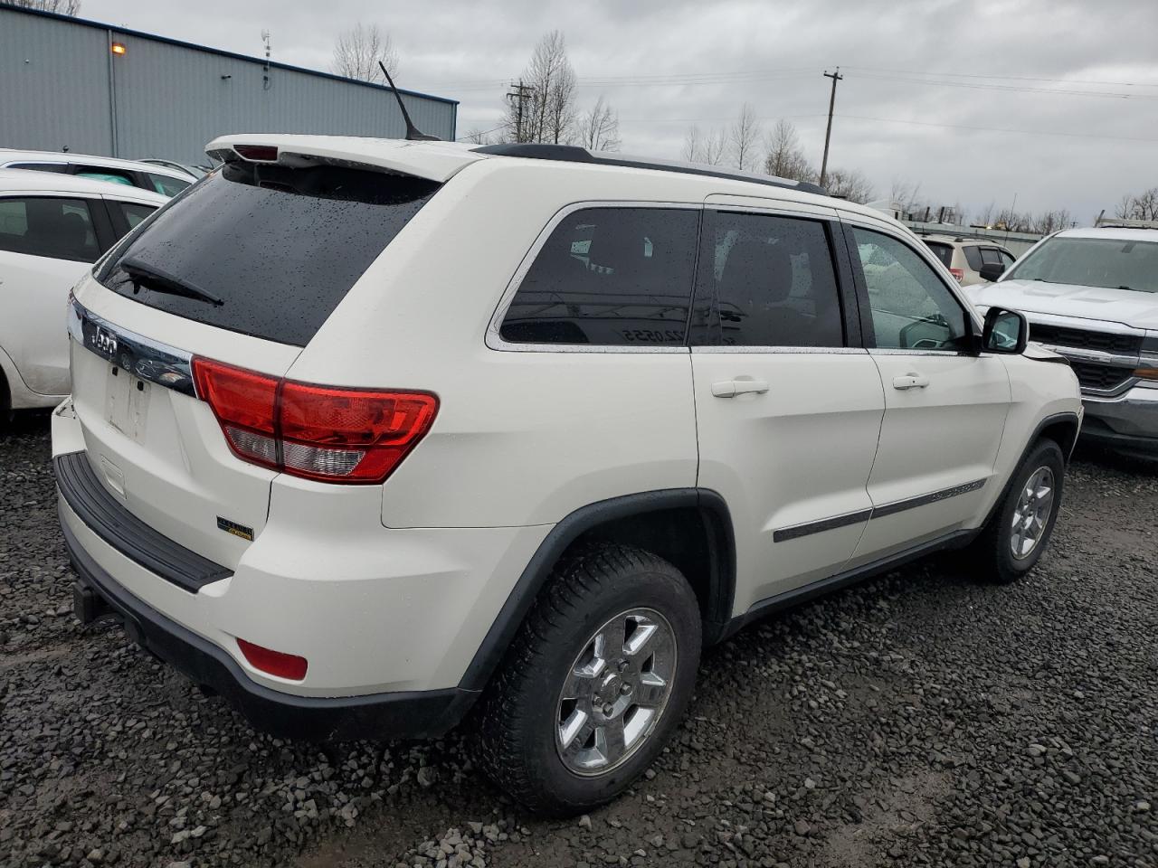 2012 Jeep Grand Cherokee - Image 3