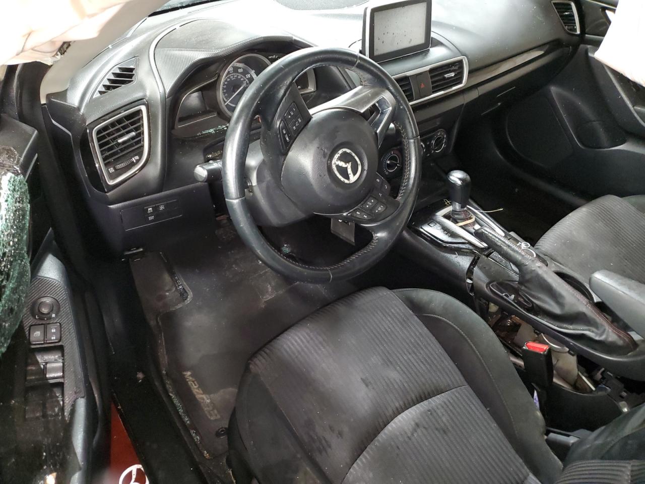 2015 Mazda 3 - Image 8