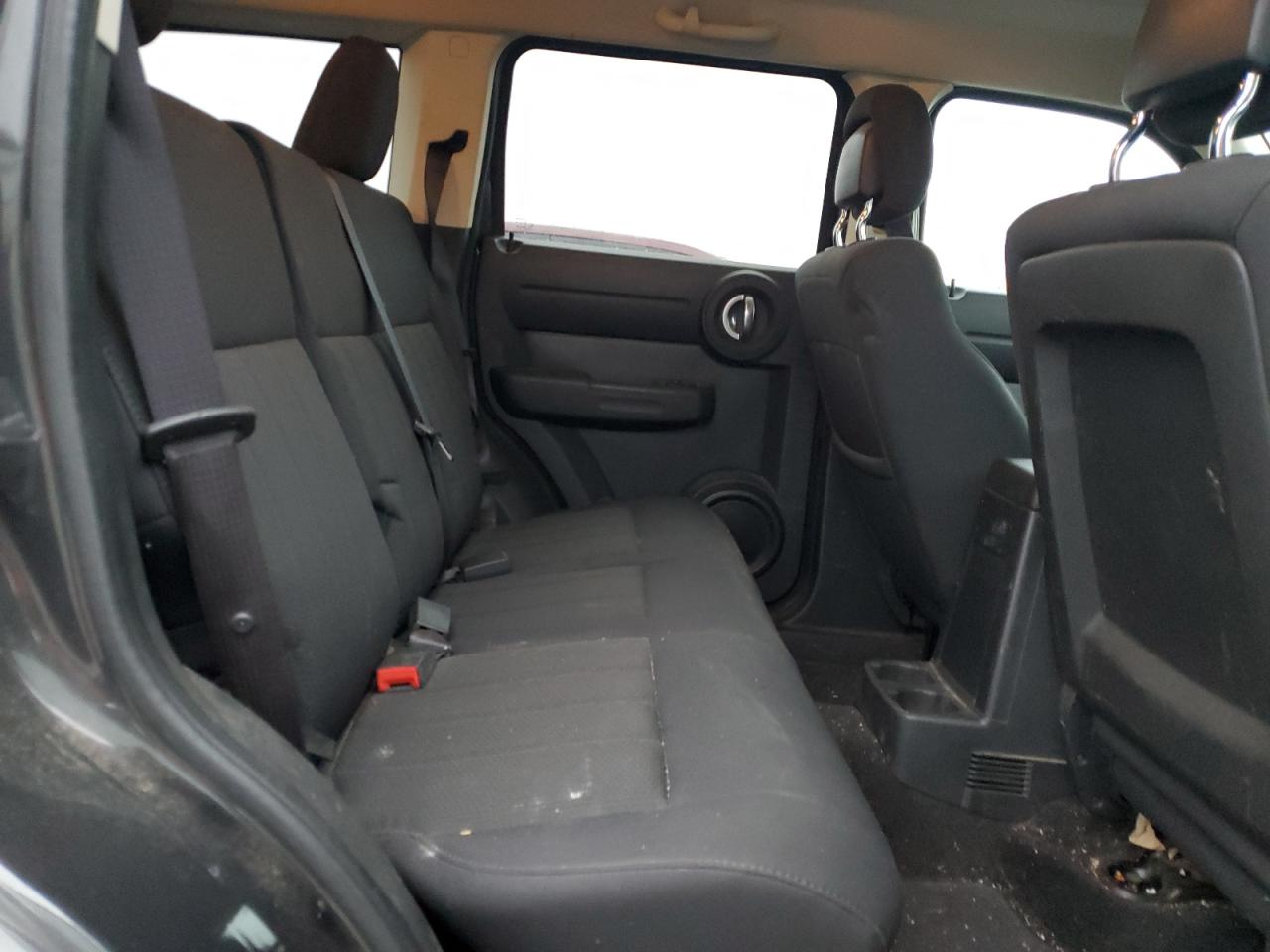2011 Dodge Nitro - Image 10
