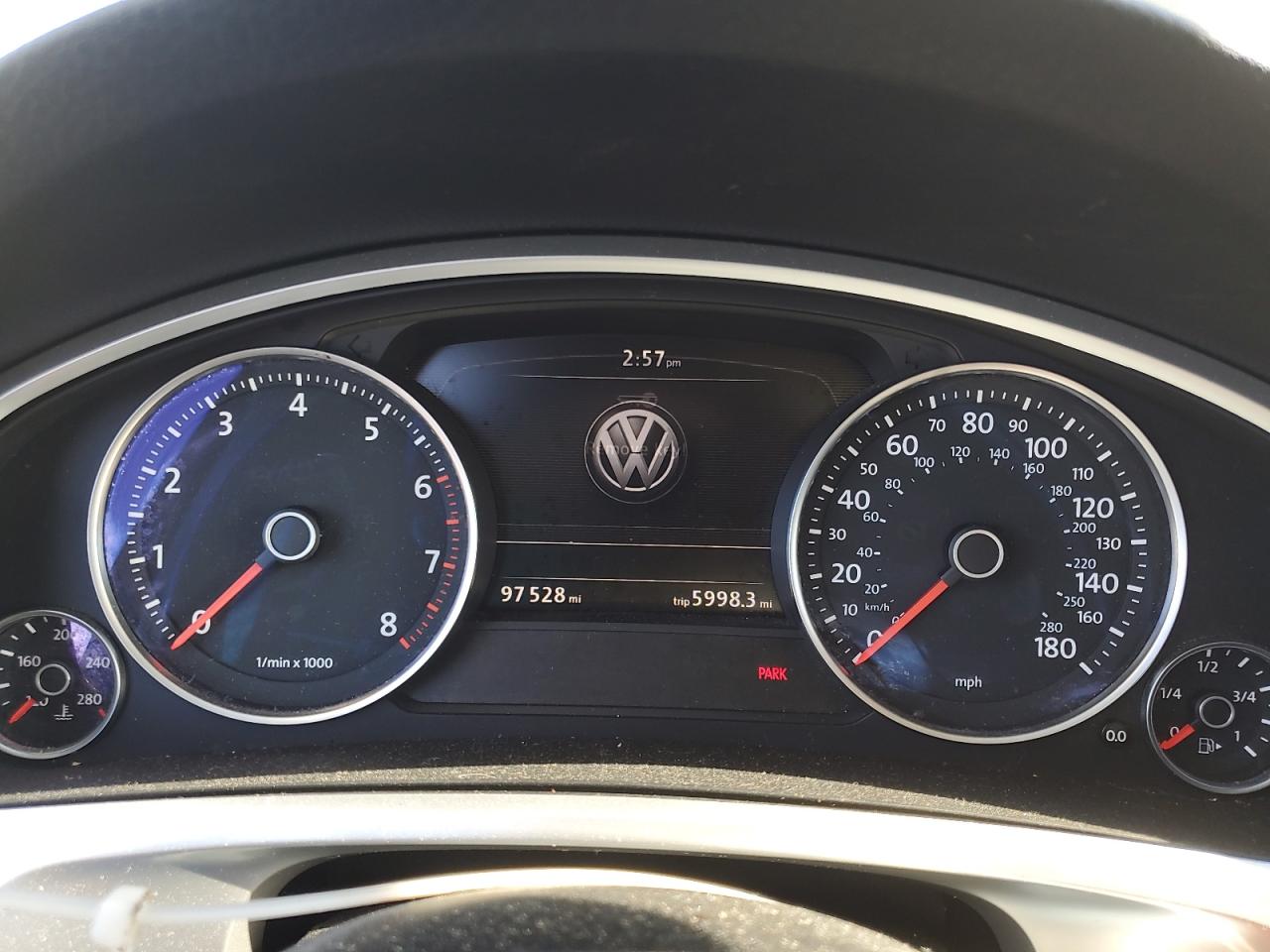 2016 Volkswagen Touareg Sport VIN: WVGEF9BP7GD011871 Lot: 47039645
