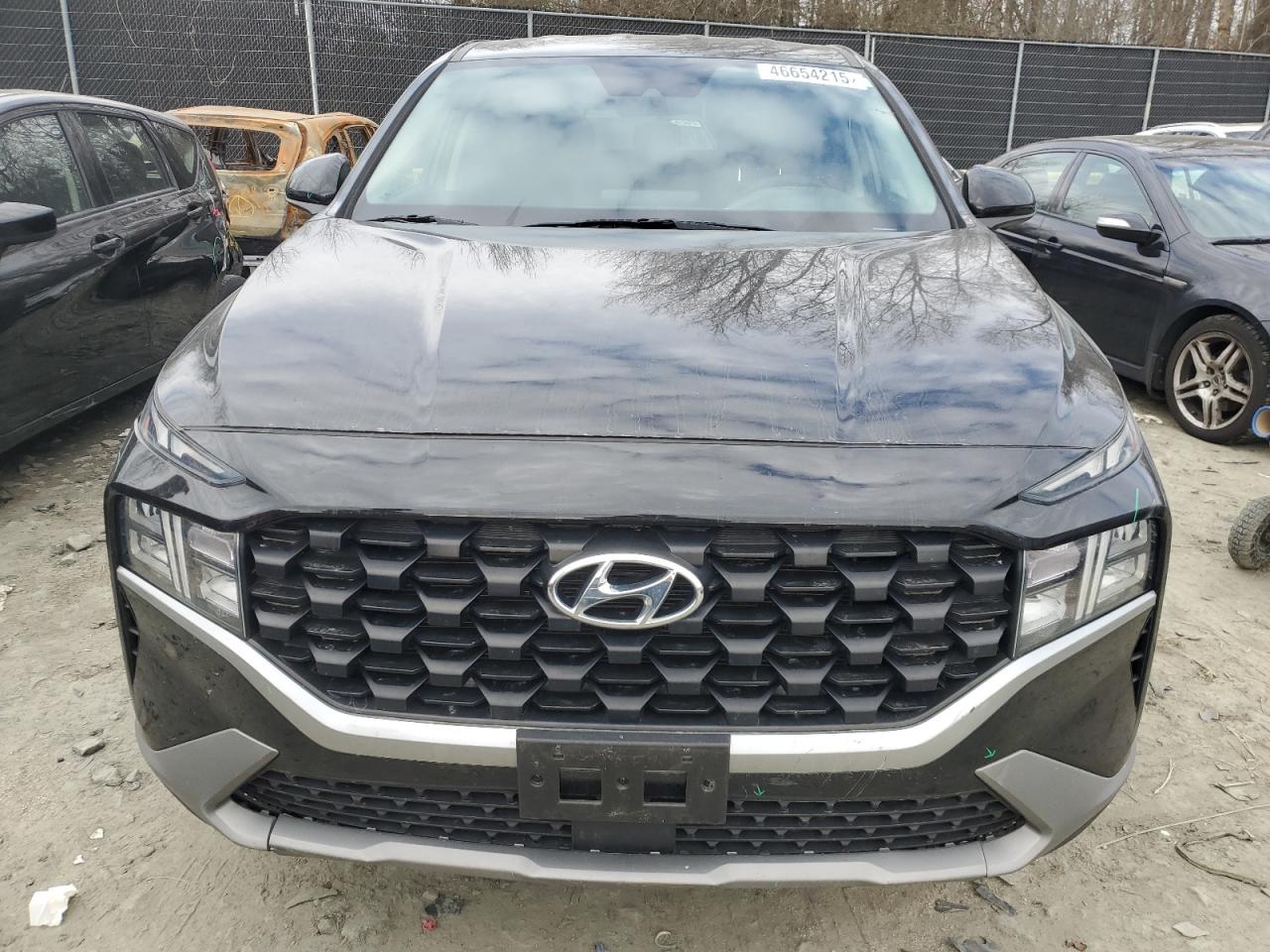 2022 Hyundai Santa Fe - Image 5