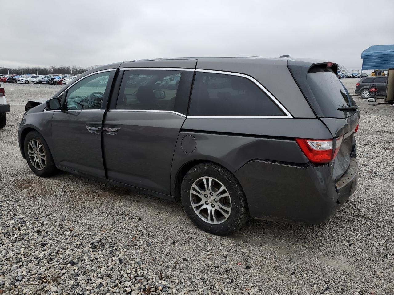 2013 Honda Odyssey - Image 2