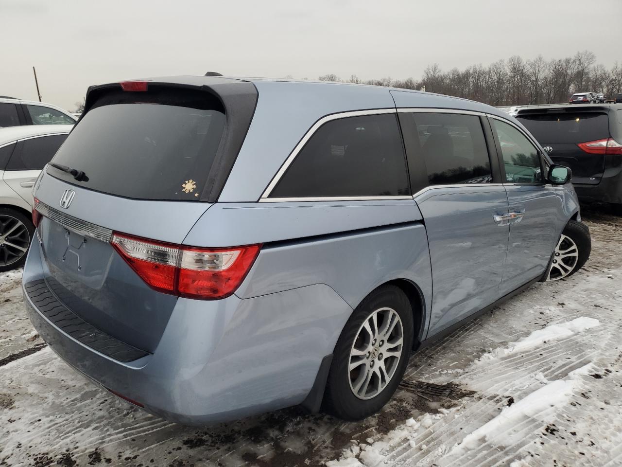 2012 Honda Odyssey - Image 3