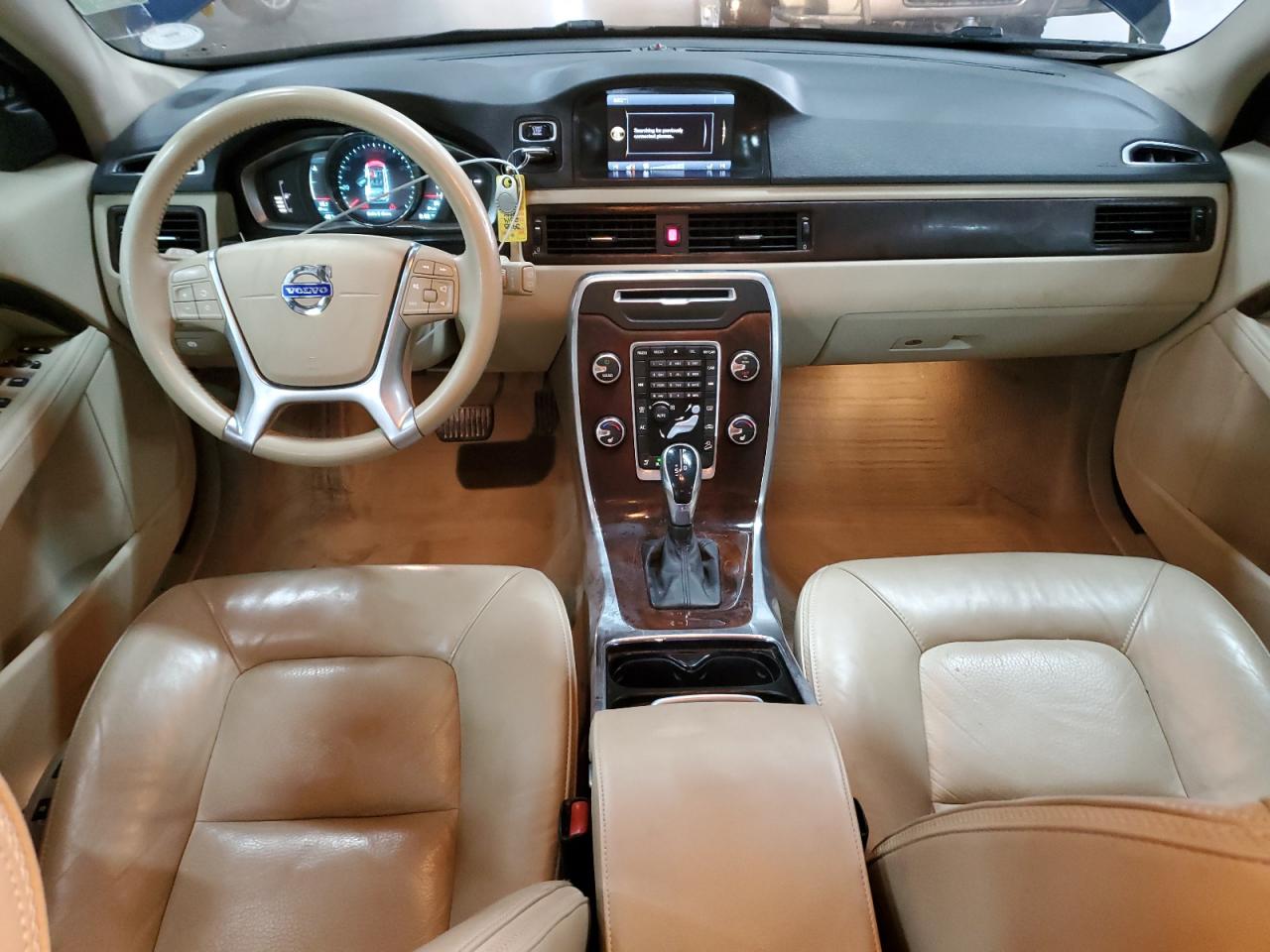 2014 Volvo XC70 - Image 8