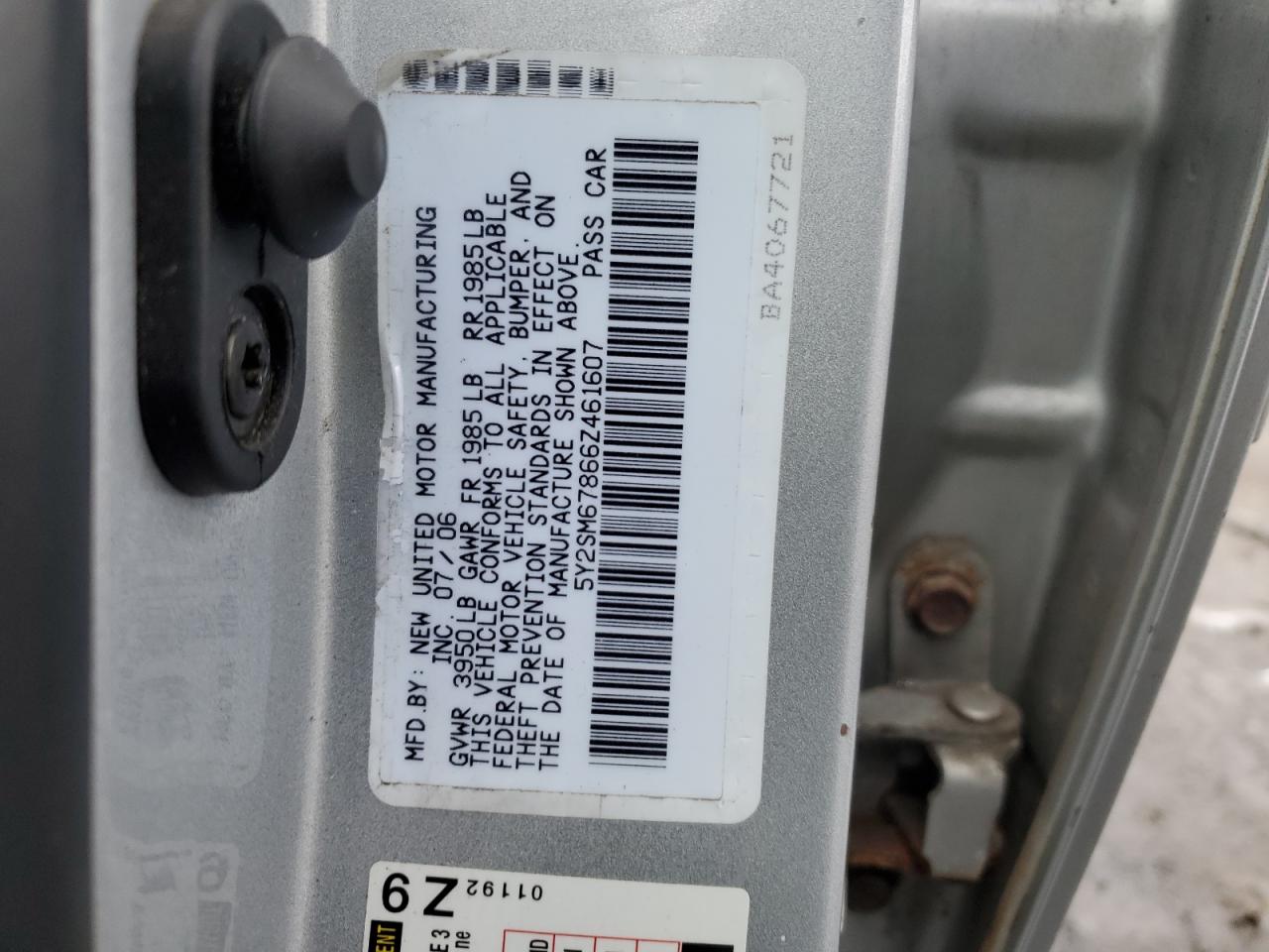 2006 Pontiac Vibe - Image 14