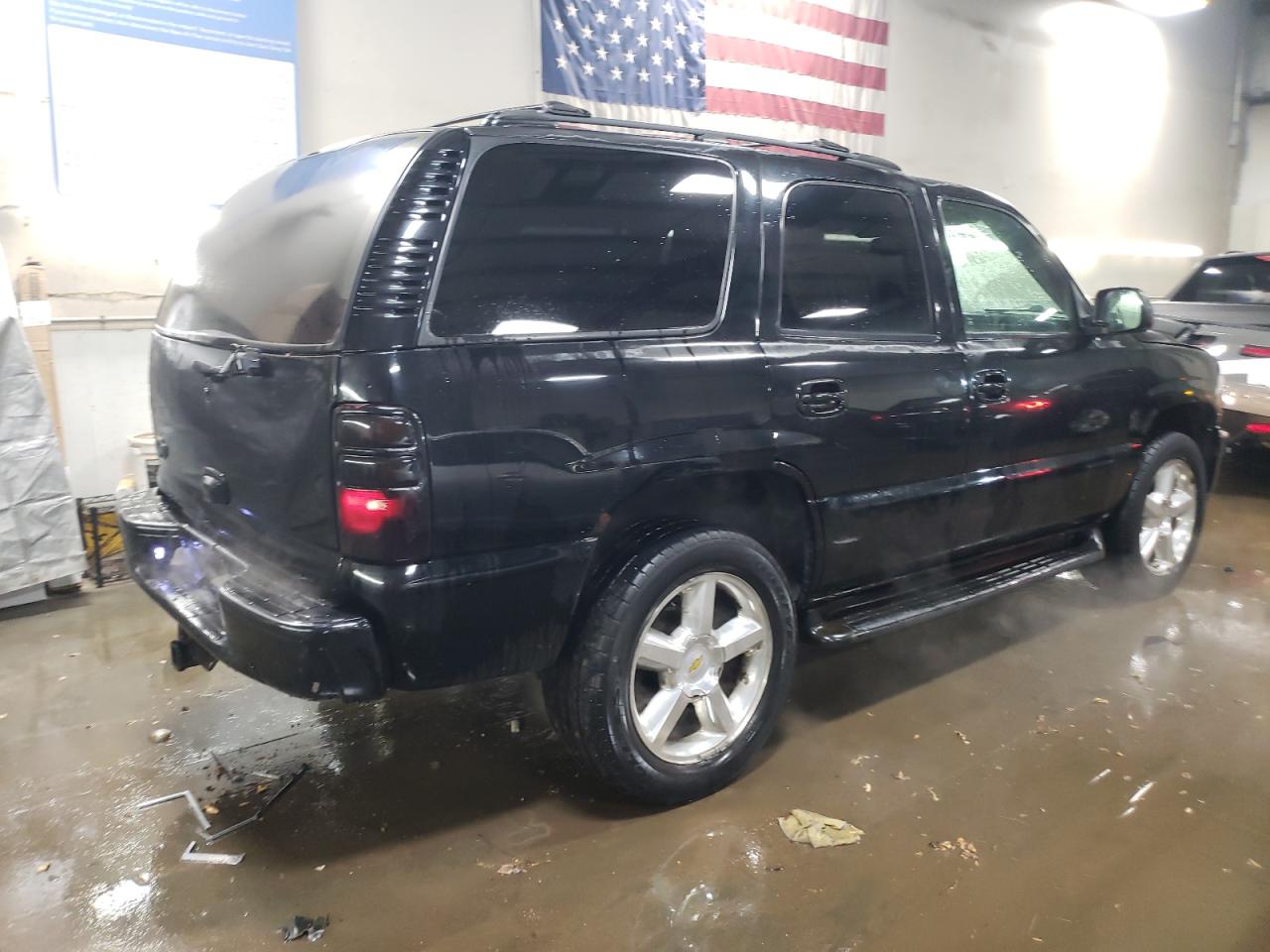 2005 Chevrolet Tahoe - Image 3