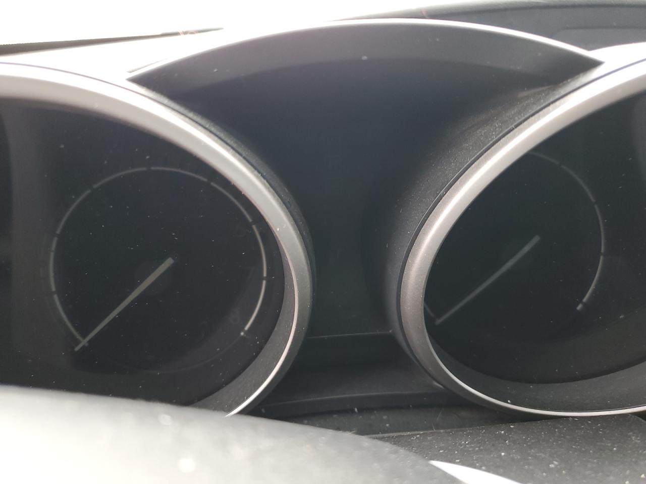 2010 Mazda 3 - Image 9