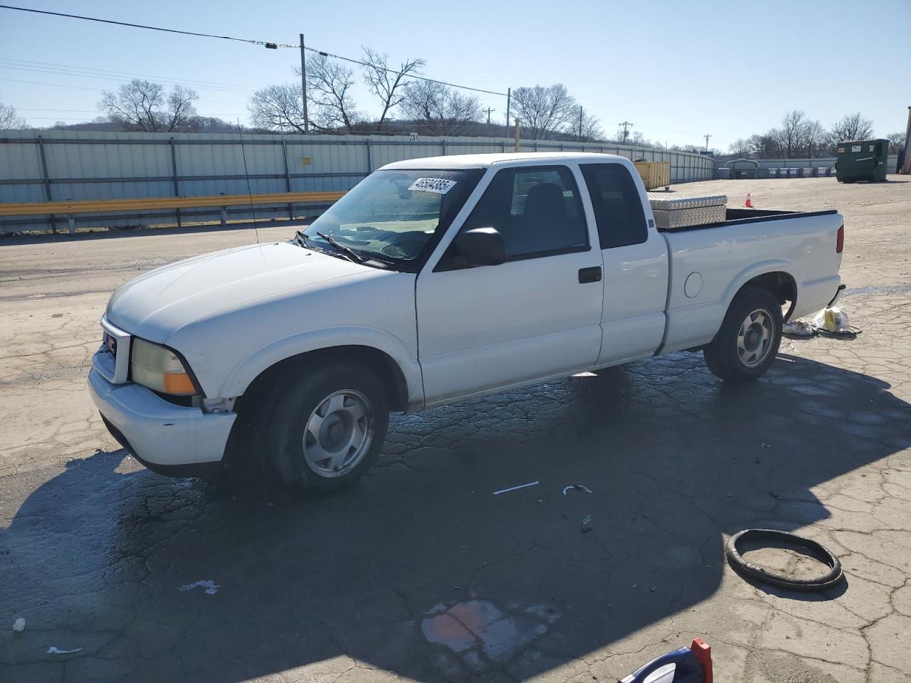 2001 GMC Sonoma - Image 1