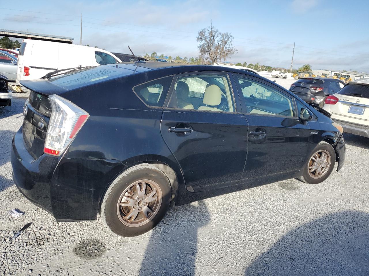 2011 Toyota Prius - Image 3