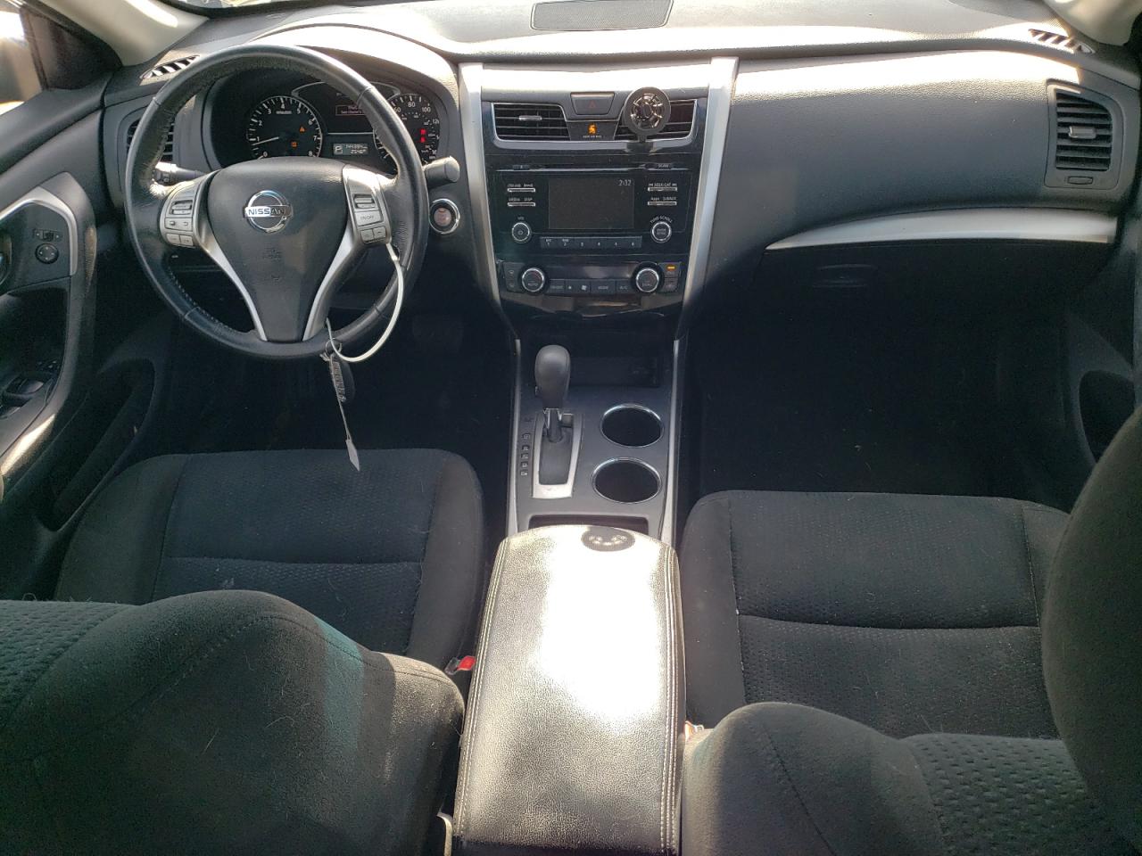 2015 Nissan Altima - Image 8