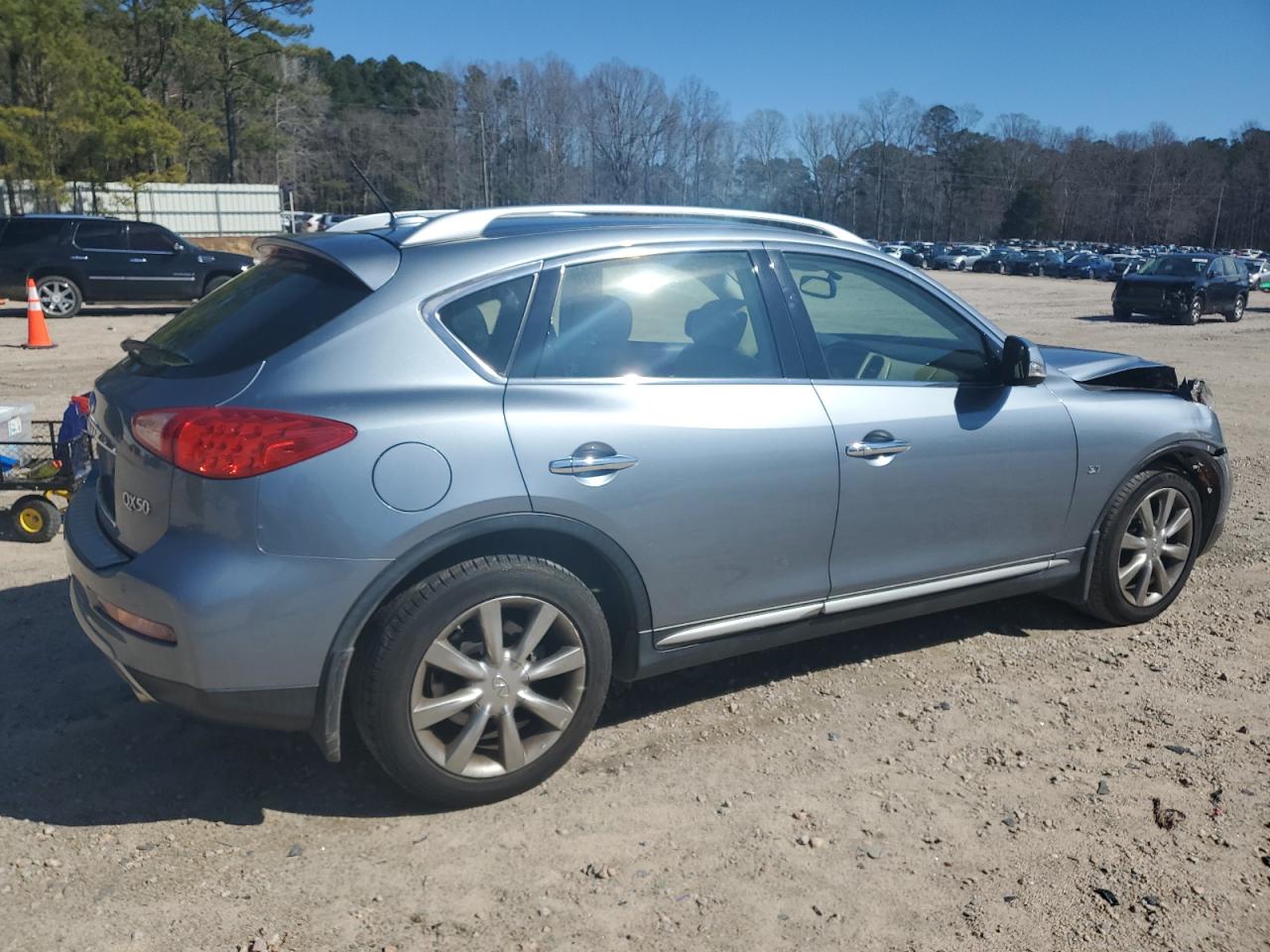 2016 Infiniti QX50 - Image 3