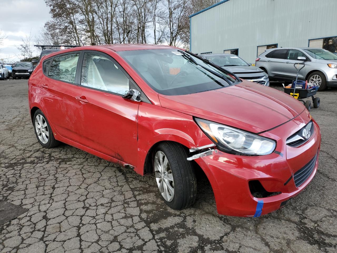 2013 Hyundai Accent - Image 4