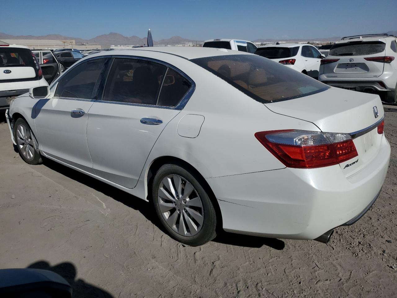 2015 Honda Accord - Image 2