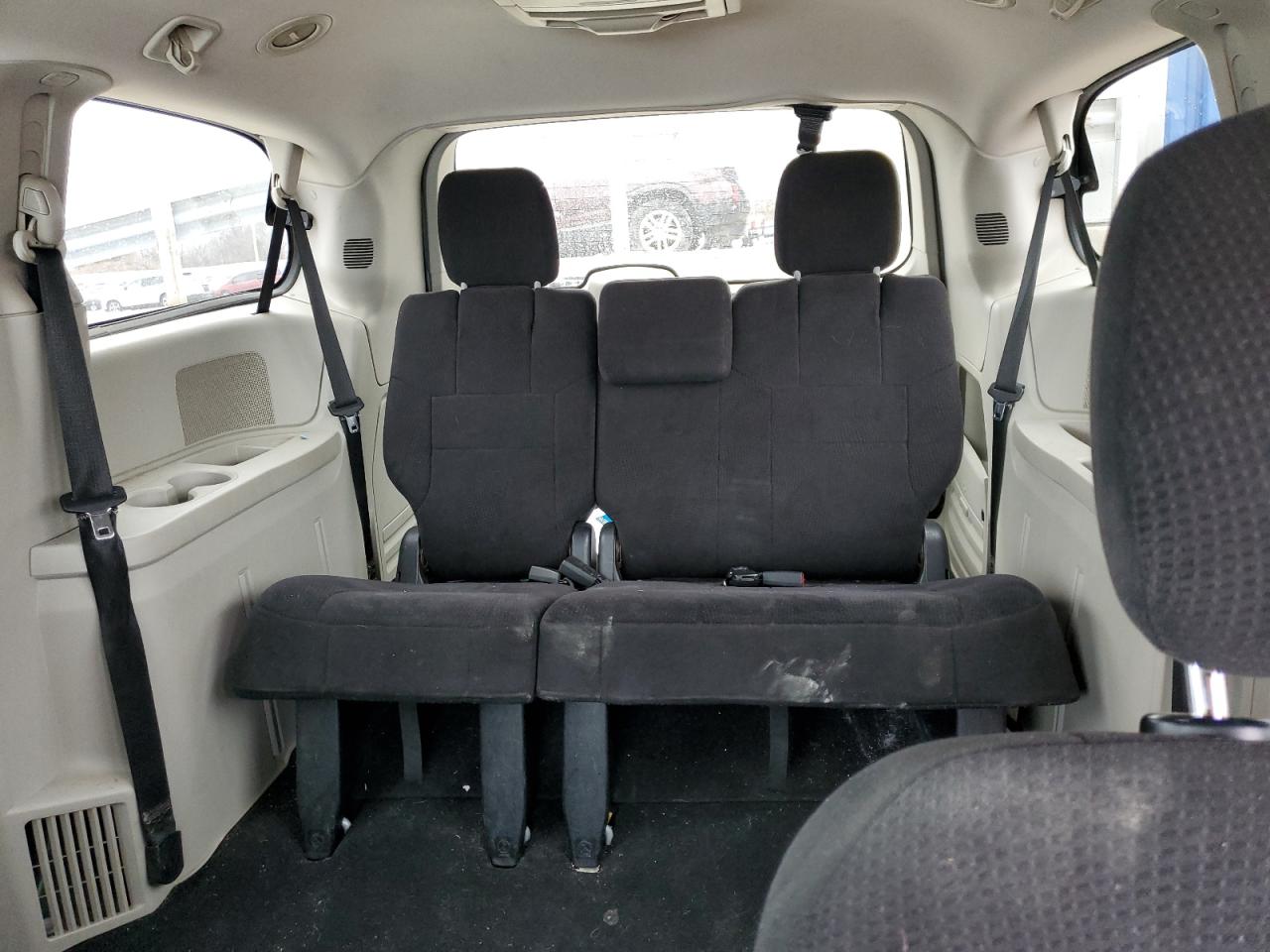 2011 Dodge Caravan - Image 10
