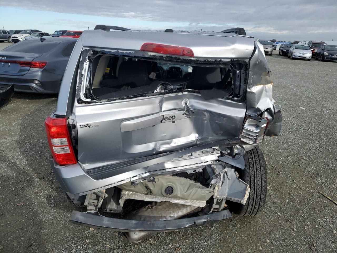 2016 Jeep Liberty (Patriot) - Image 6