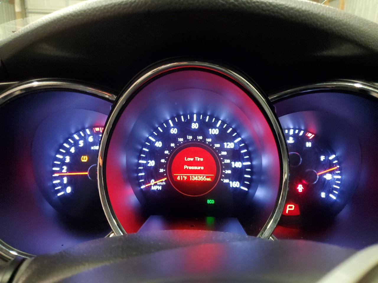 2012 Kia Optima - Image 9
