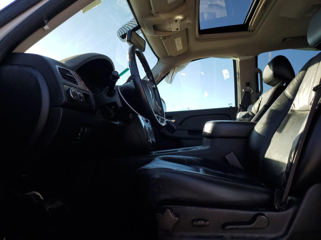 2011 Chevrolet Tahoe - Image 7