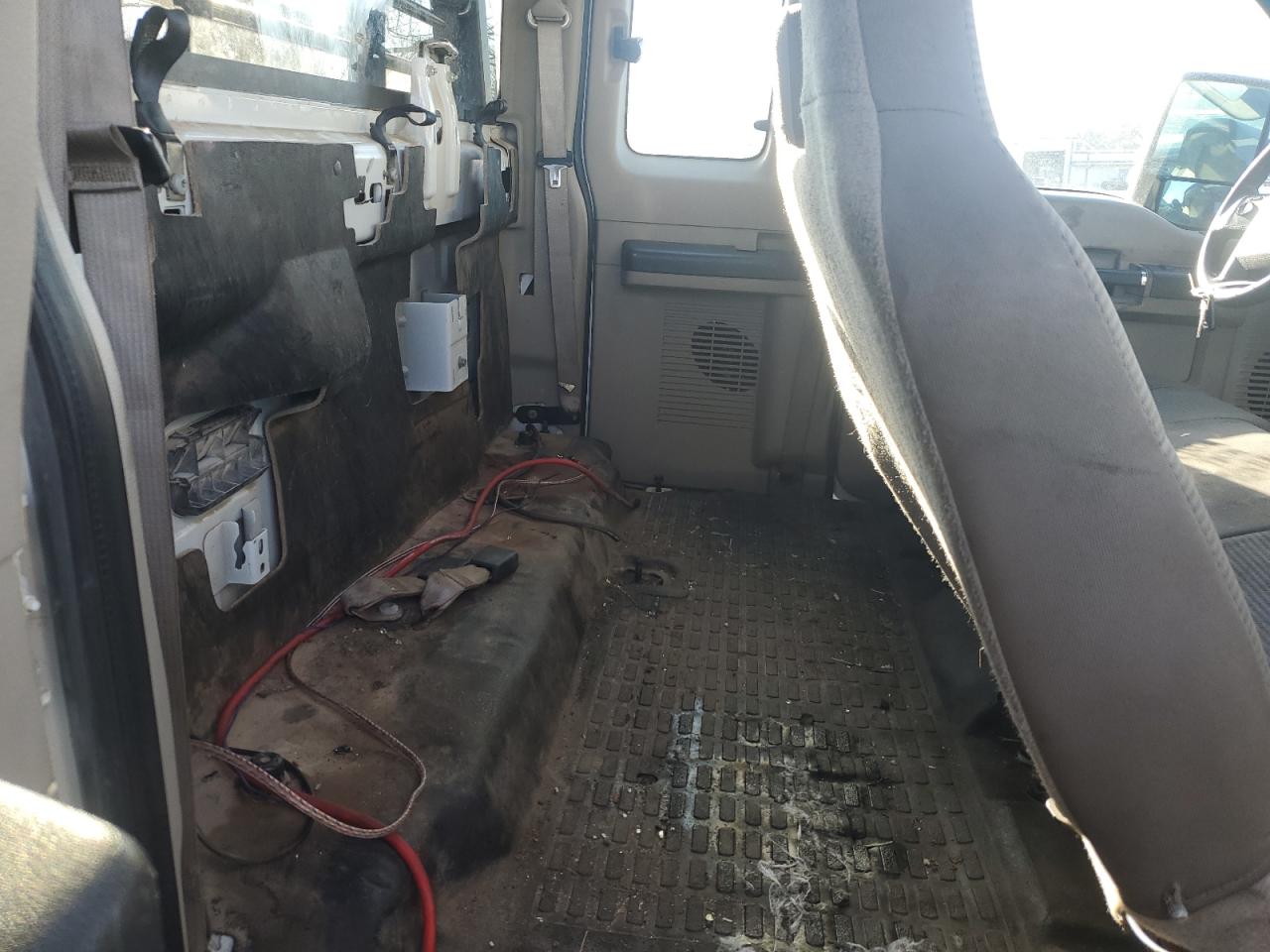 2008 Ford F250 - Image 10