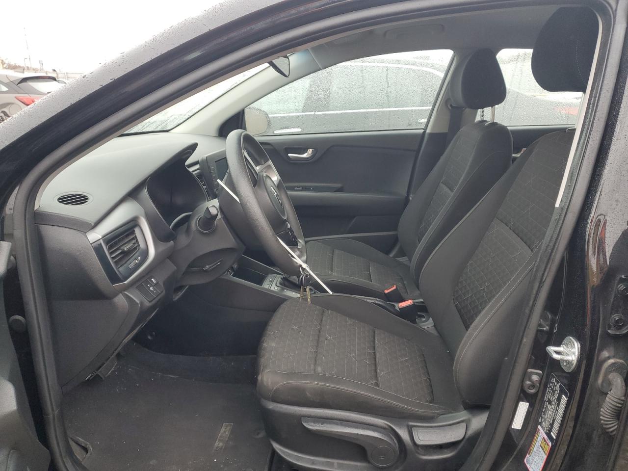 2019 Kia Rio - Image 7