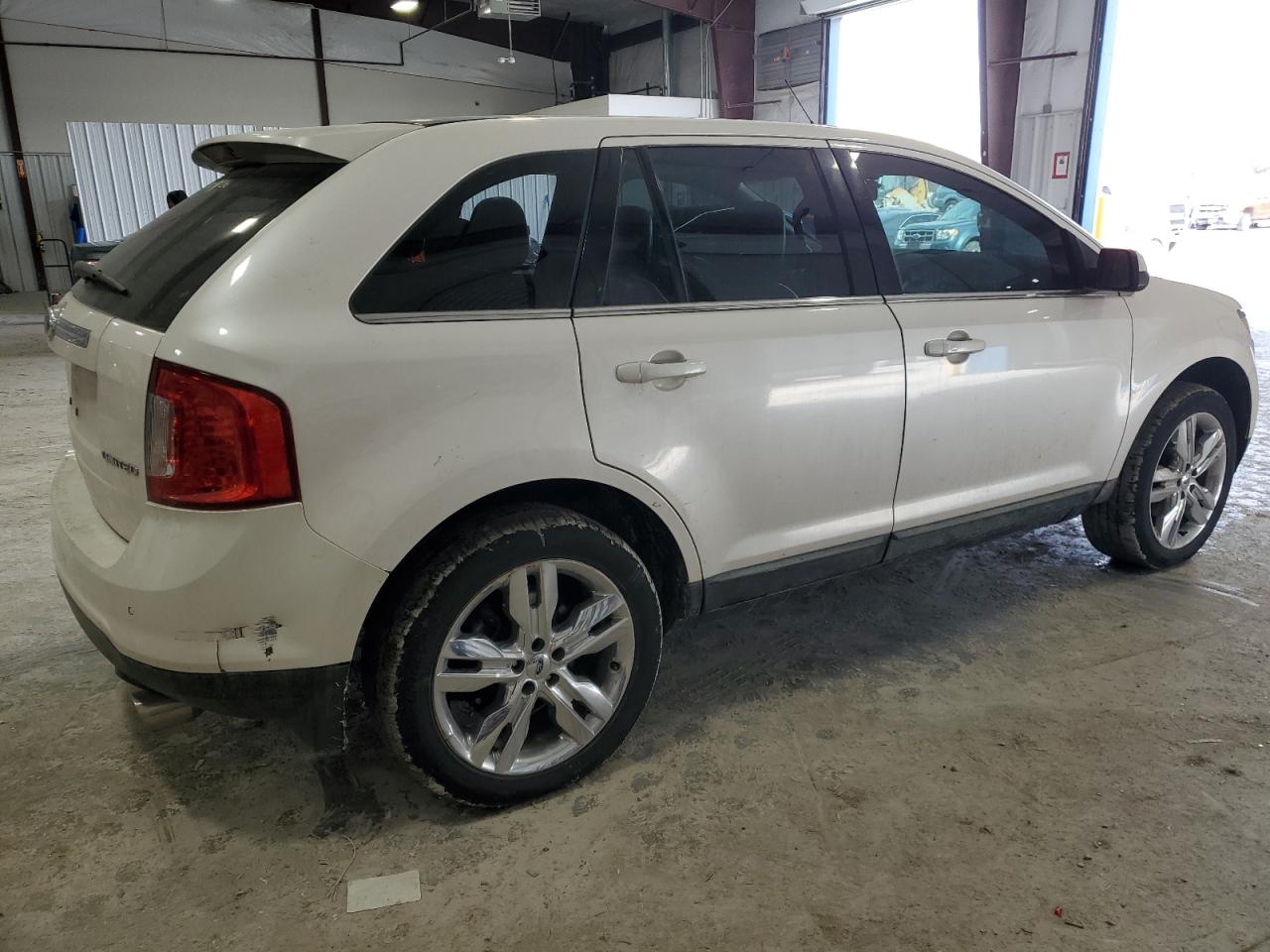 2011 Ford Edge - Image 3