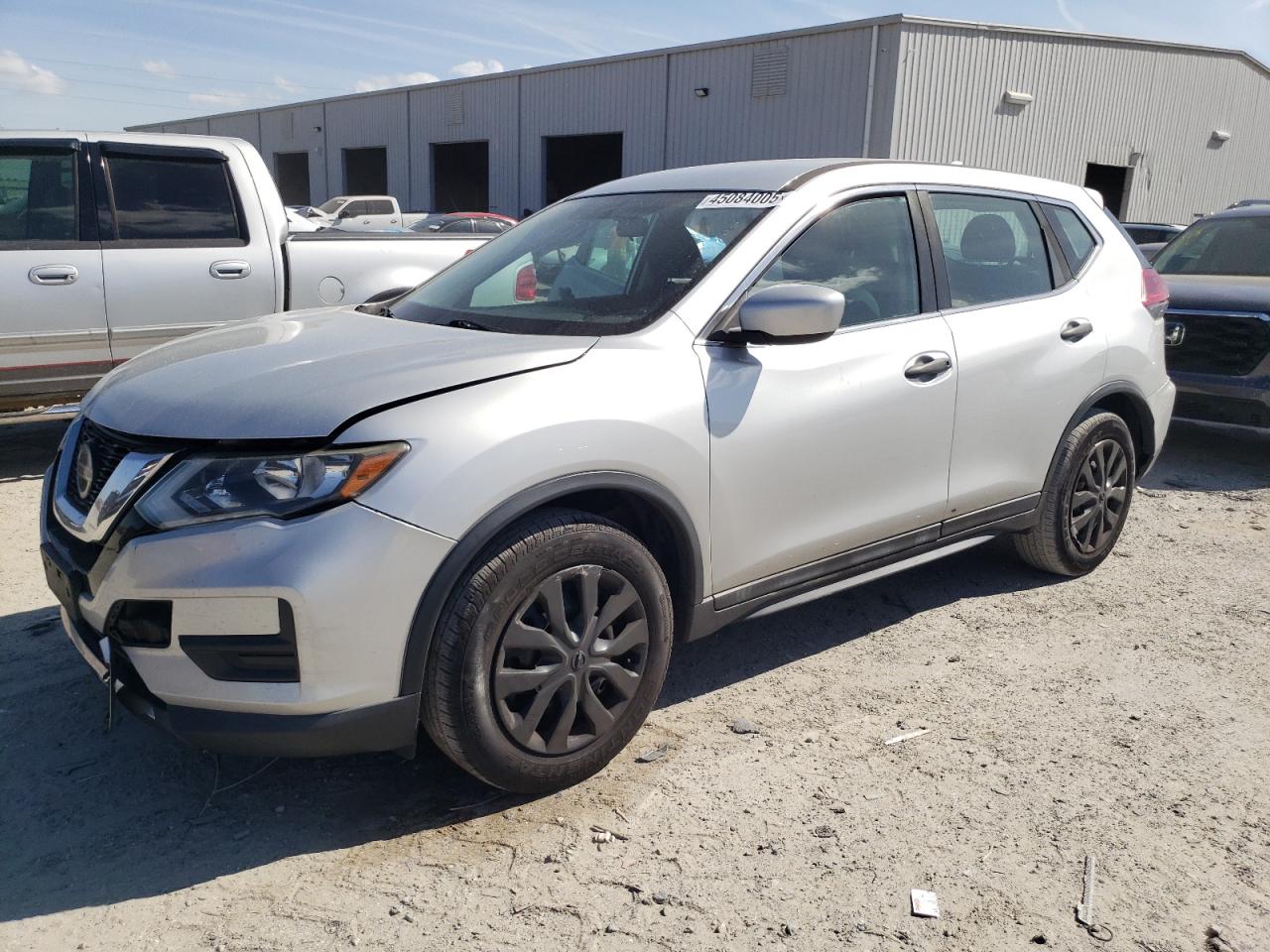 2018 Nissan Rogue - Image 1