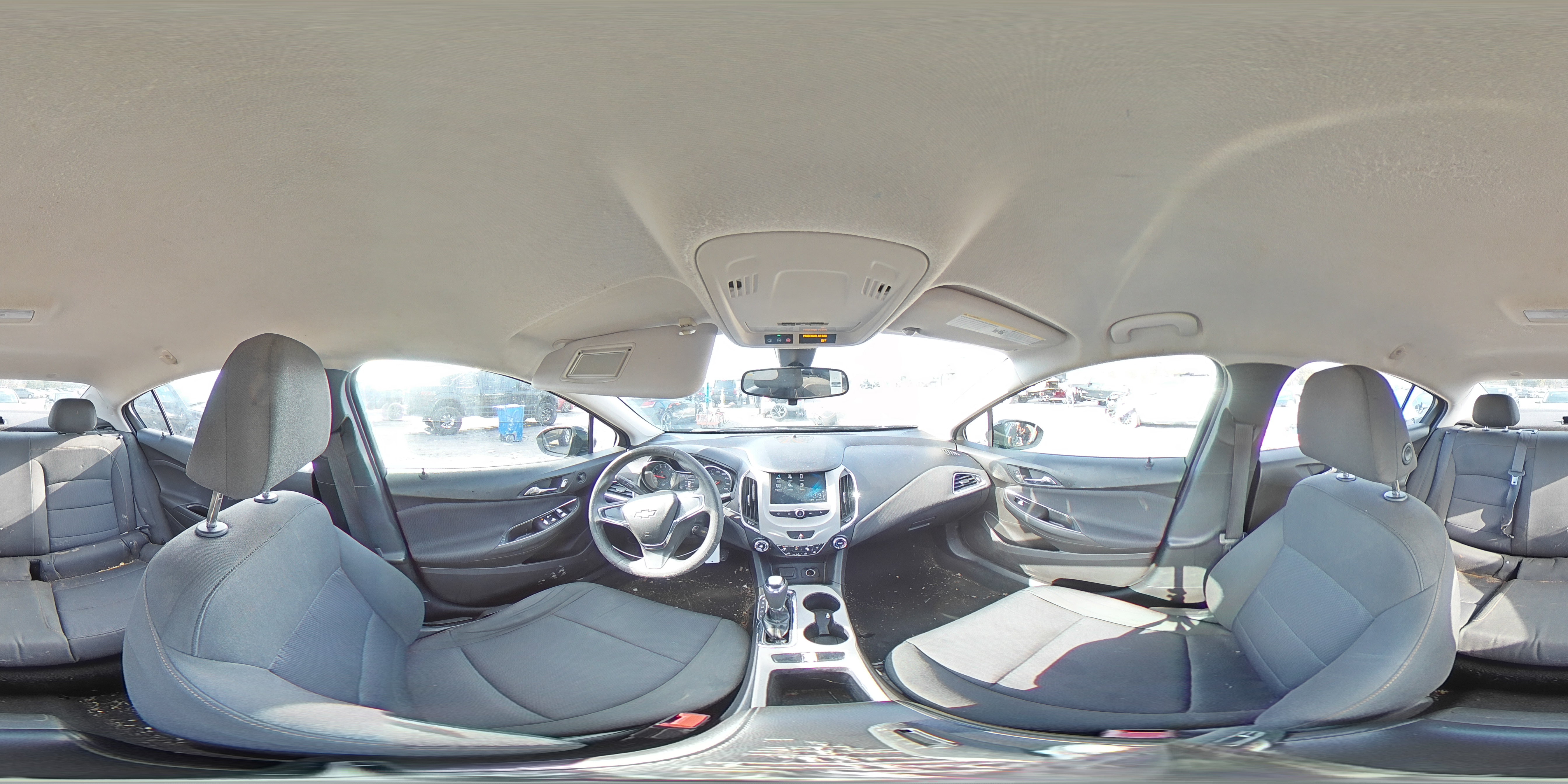 2018 Chevrolet Cruze - Image 13