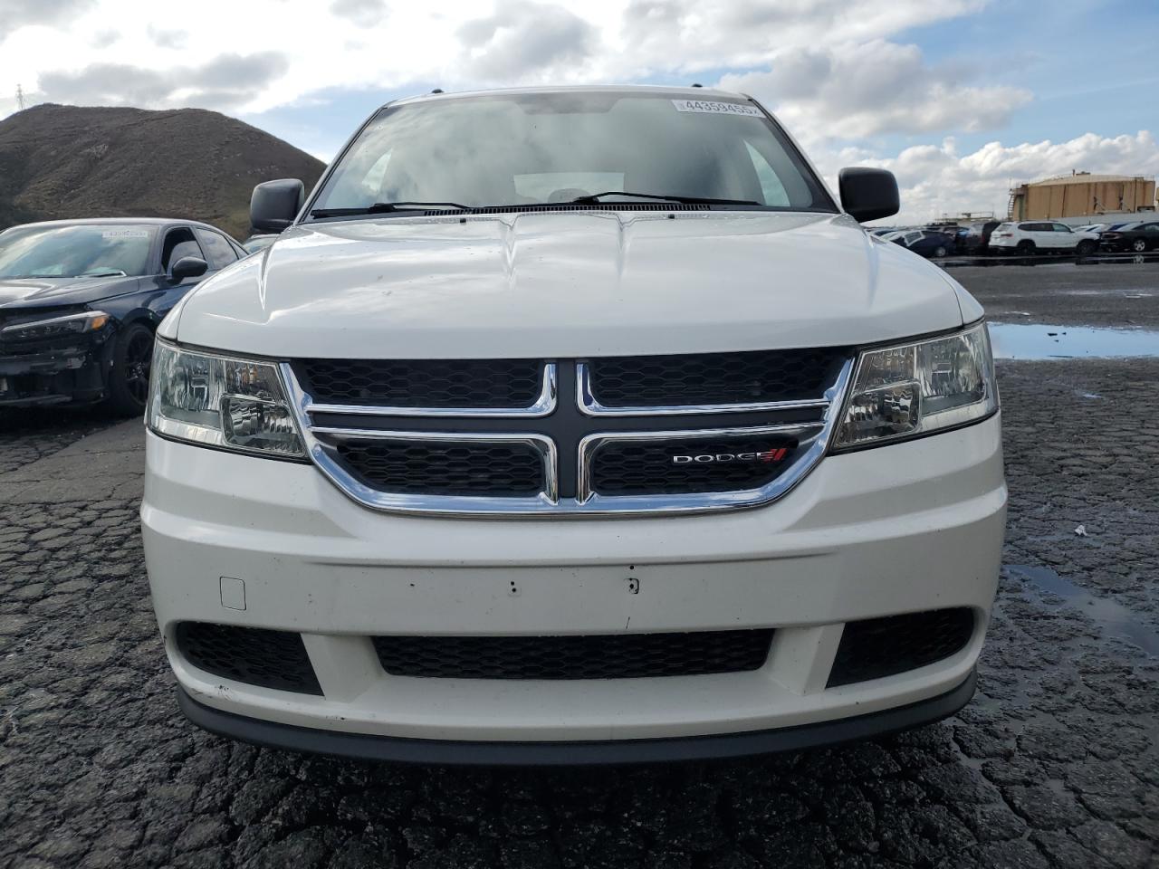 2016 Dodge Journey - Image 5