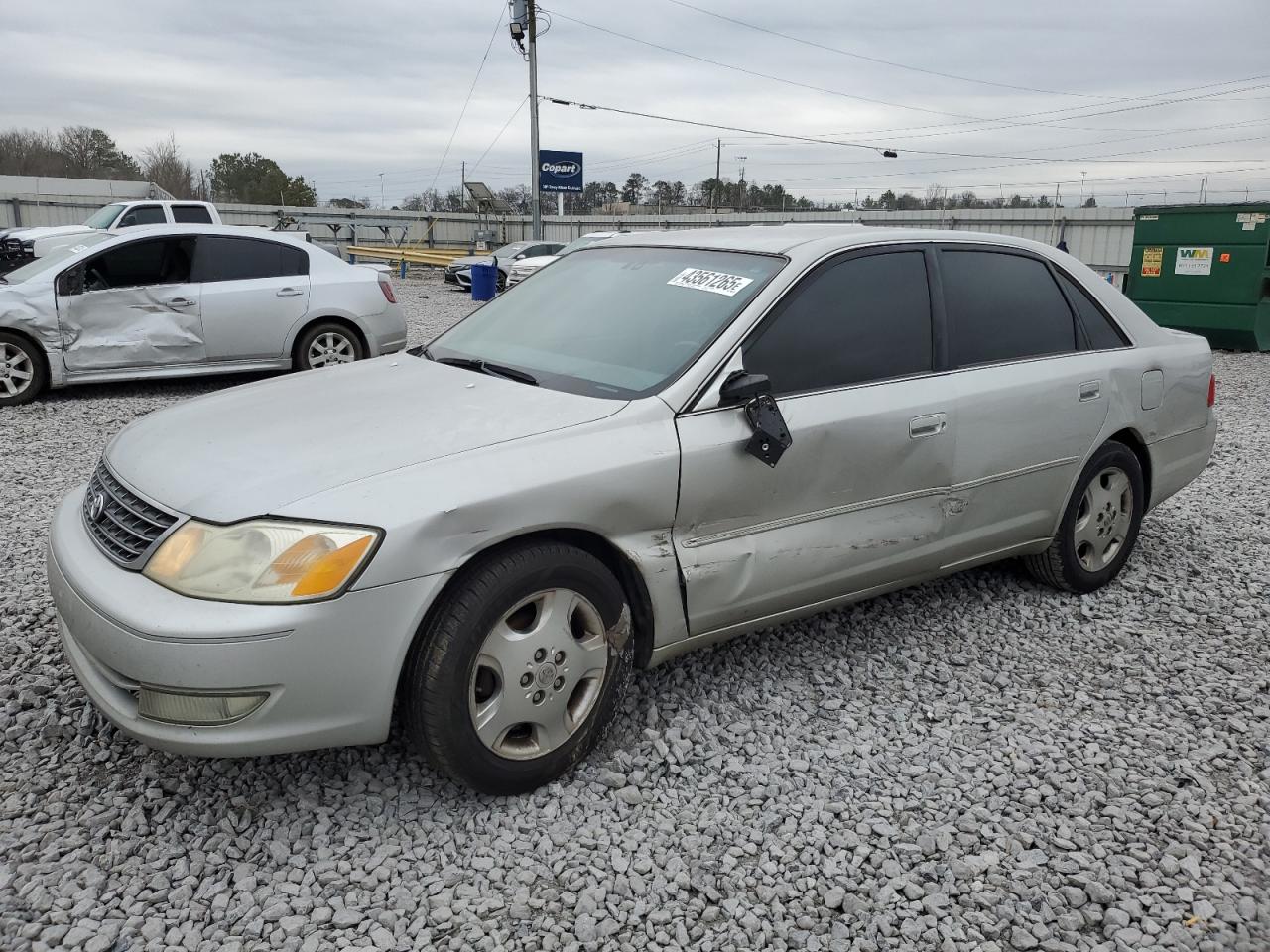 2004 Toyota Avalon - Image 1
