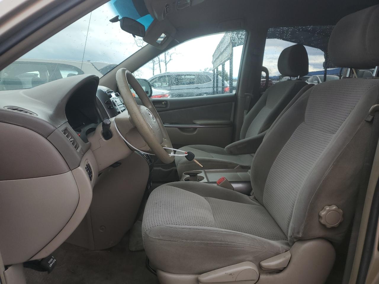 2006 Toyota Sienna - Image 7