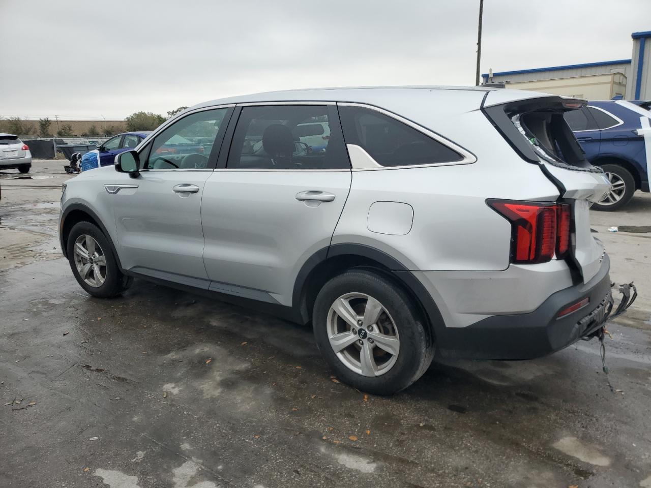 2021 Kia Sorento - Image 2