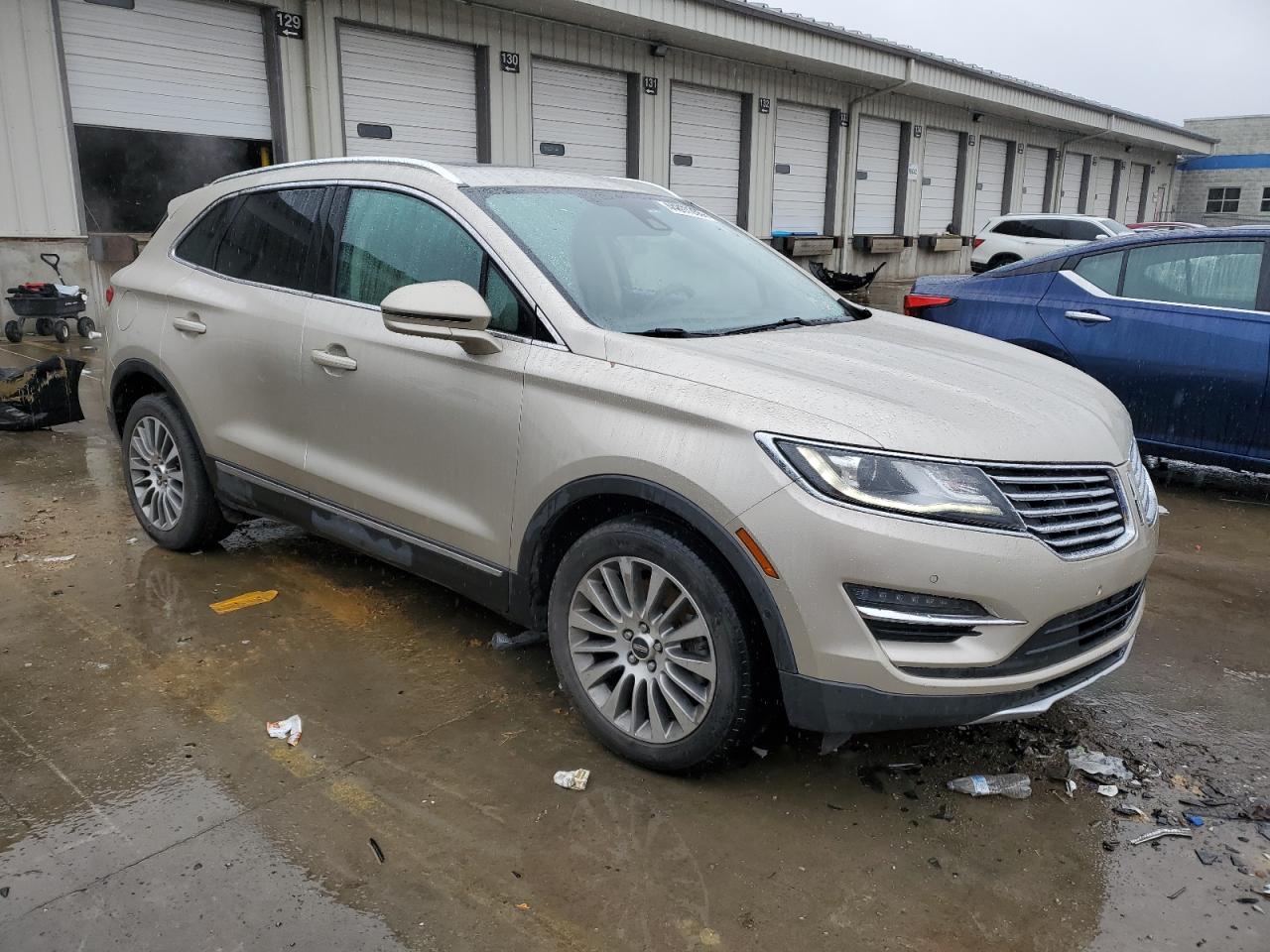 2017 Lincoln MKC - Image 4