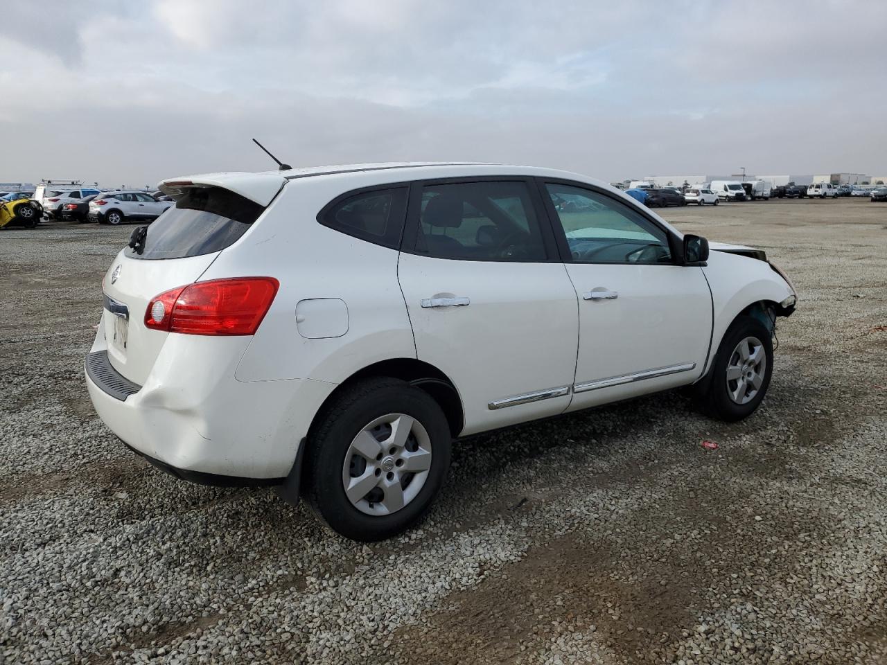 2012 Nissan Rogue - Image 3