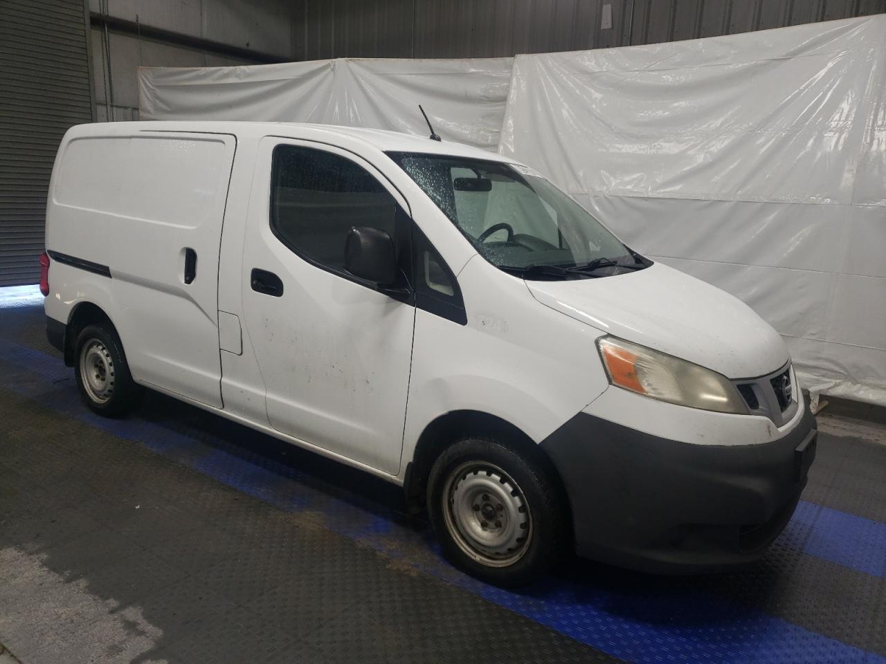 2017 Nissan NV - Image 4