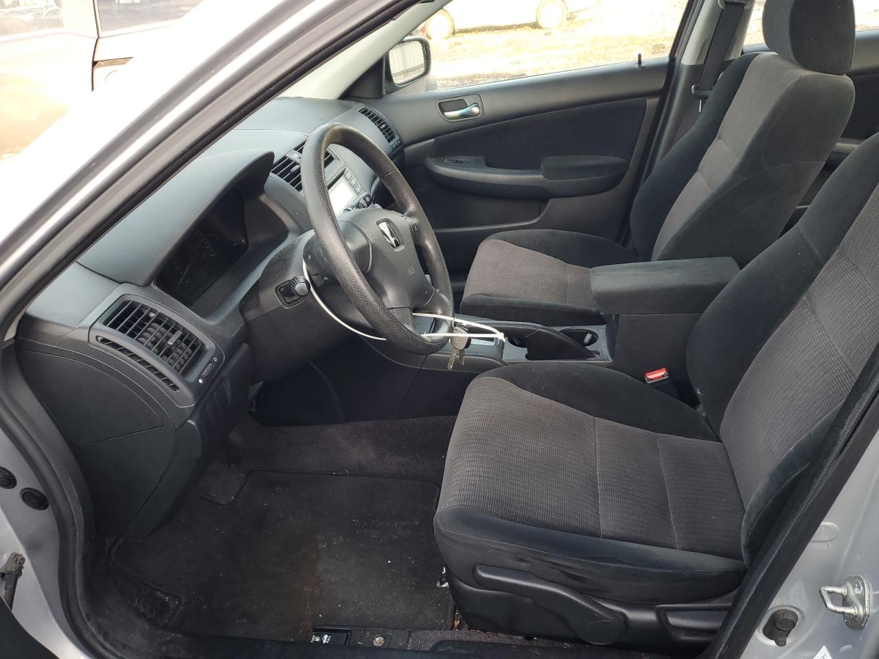 2005 Honda Accord - Image 7
