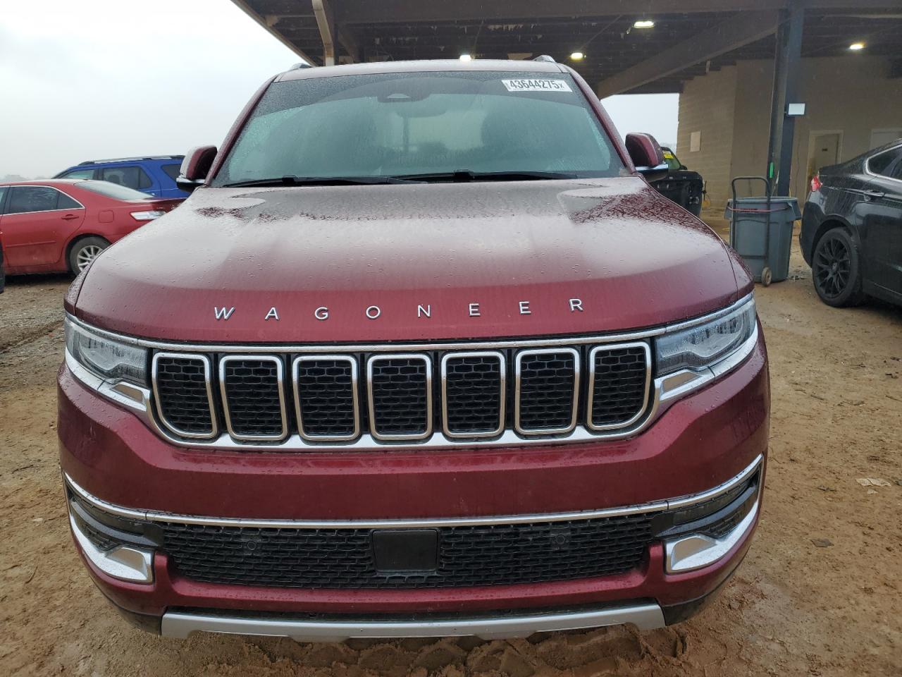 2022 Jeep Grand Wagoneer - Image 5