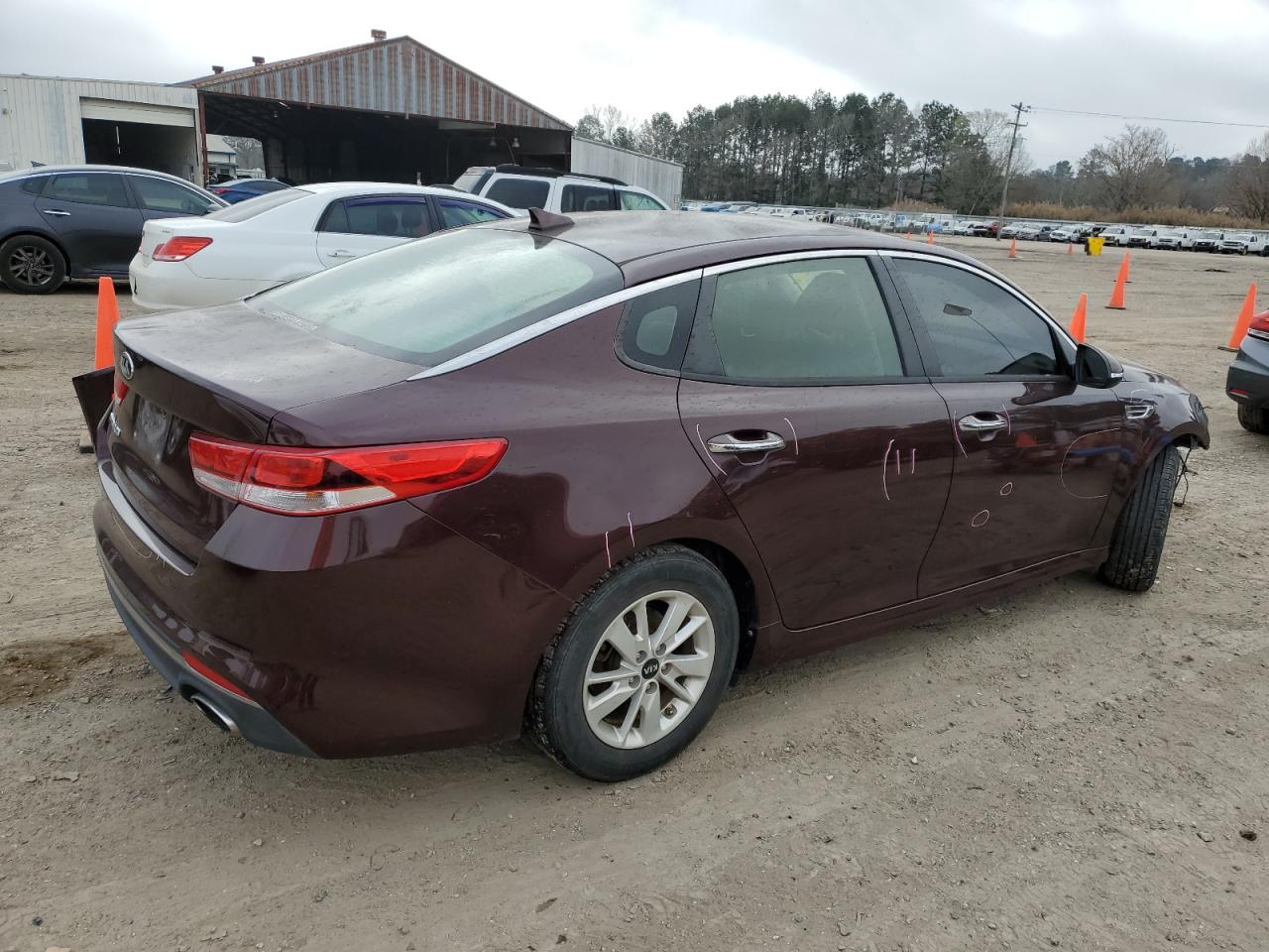 2018 Kia Optima - Image 3