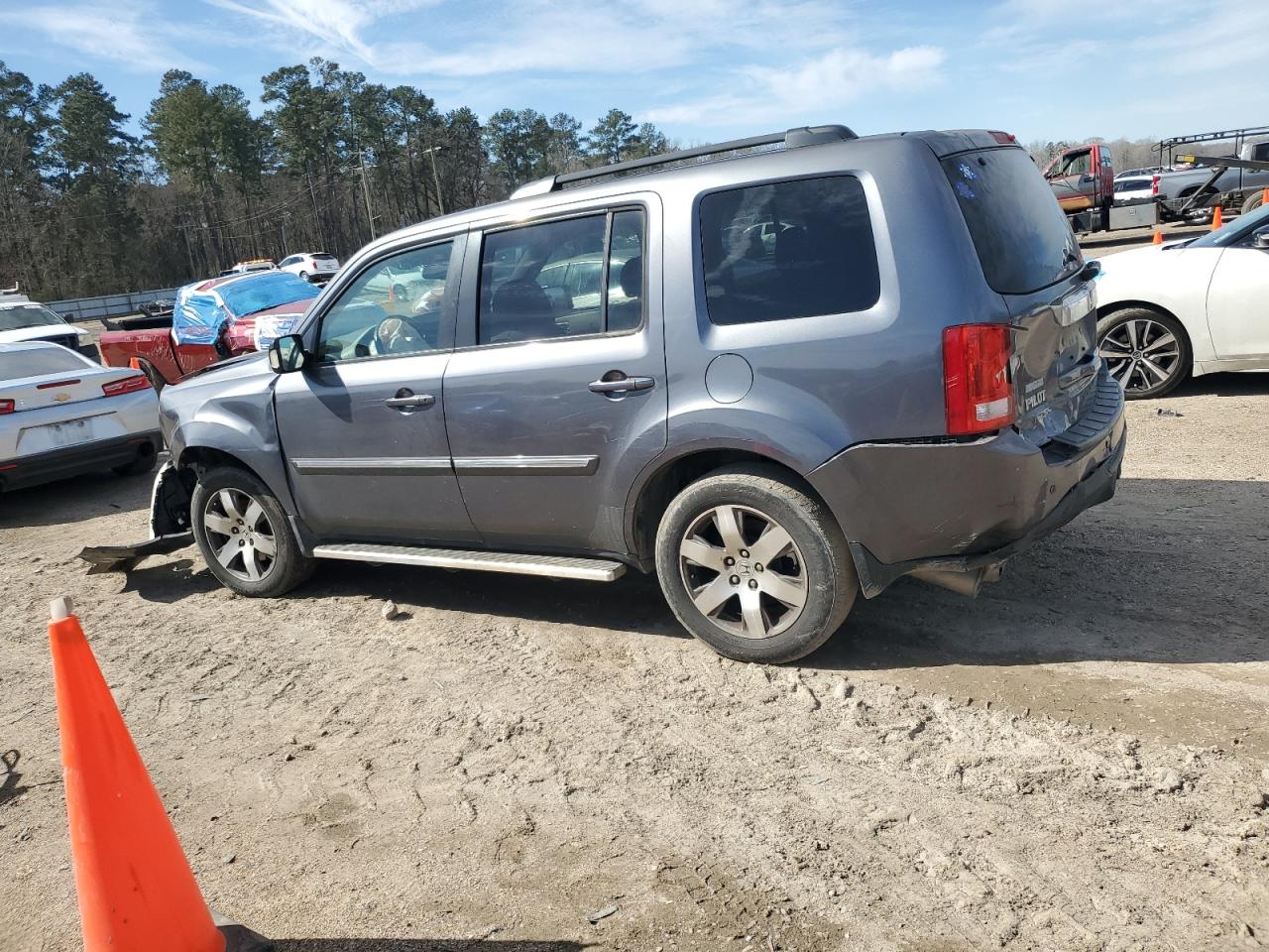 2014 Honda Pilot - Image 2