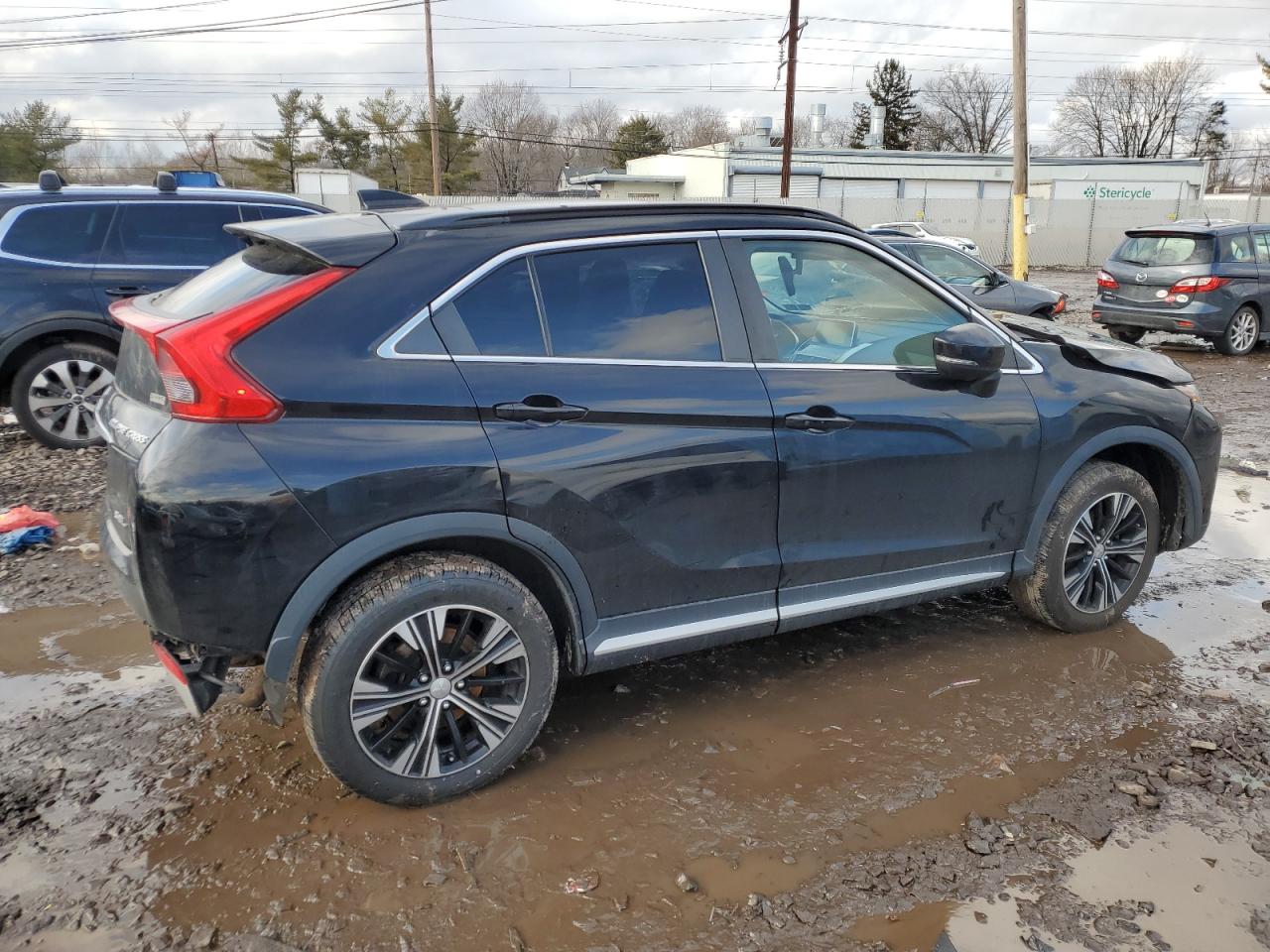 2019 Mitsubishi Eclipse - Image 3