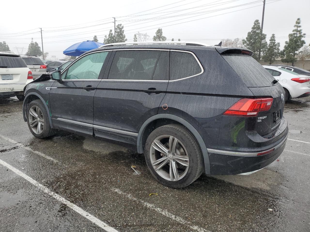 2019 Volkswagen Tiguan - Image 2