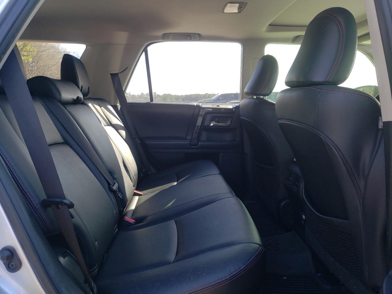 2019 Toyota 4Runner - Image 11