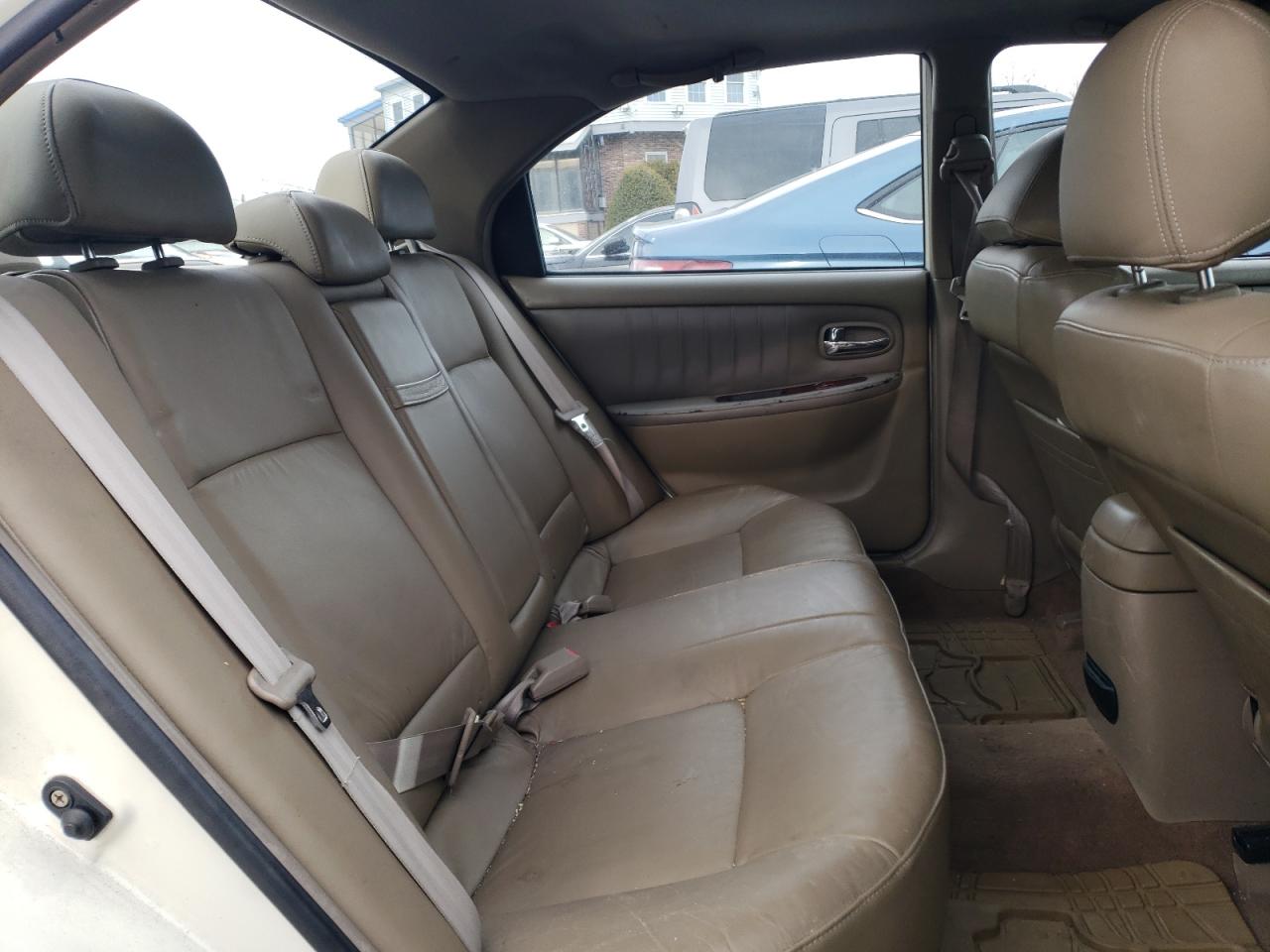 2004 Kia Optima - Image 10