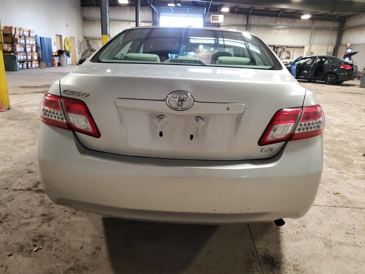 2010 Toyota Camry - Image 6