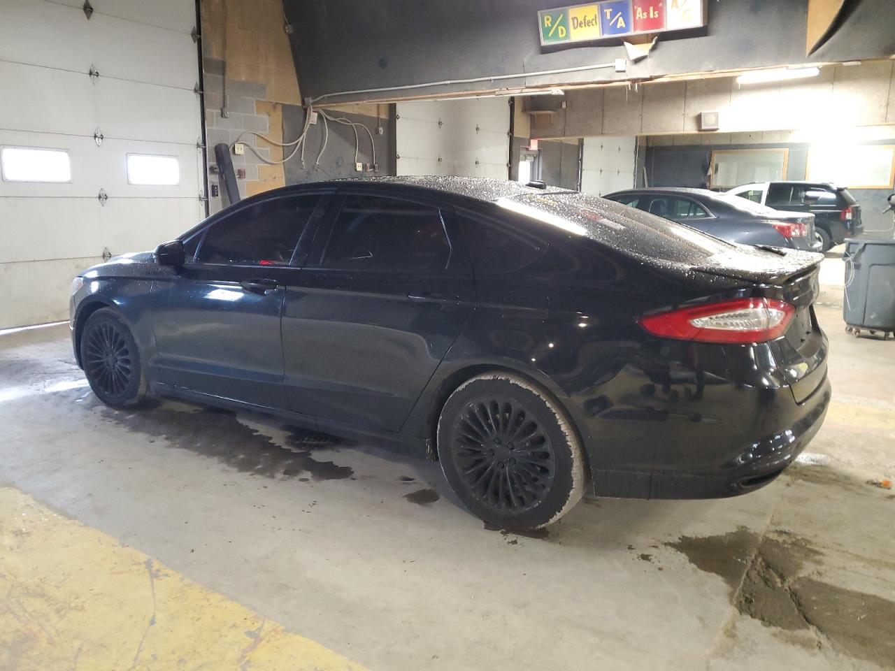 2016 Ford Fusion - Image 2