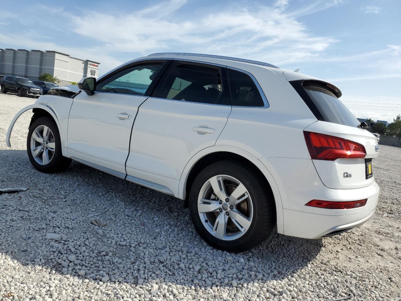 2019 Audi Q5 - Image 2